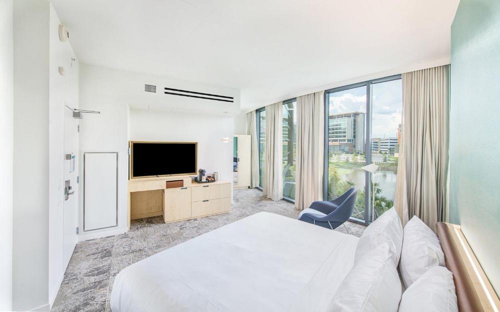 Studio with Lake View interior